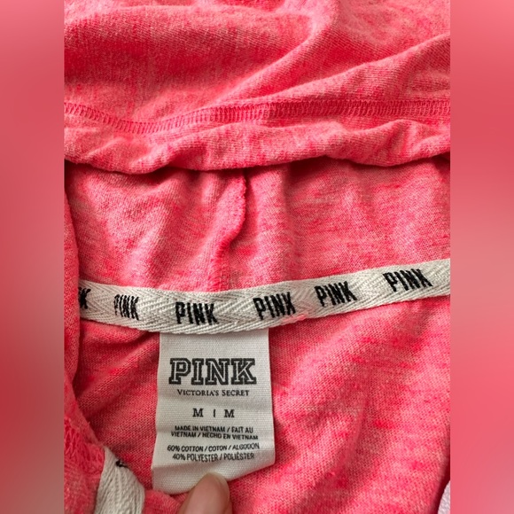 PINK zip up sweater. Size medium - Picture 4 of 7